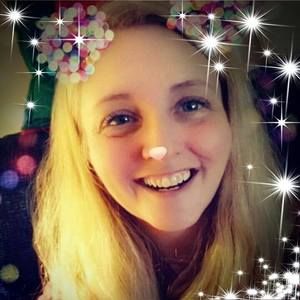 Meet your Posher, Dena